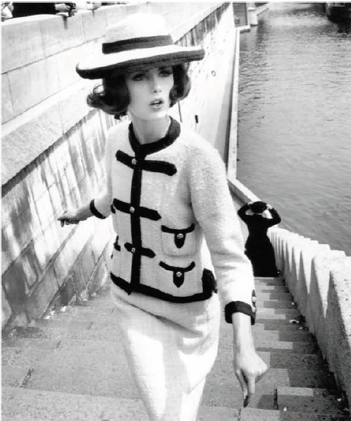 William Klein, Dorthy, Paris, 1960 William Klein, Dorthy, Paris, 1960